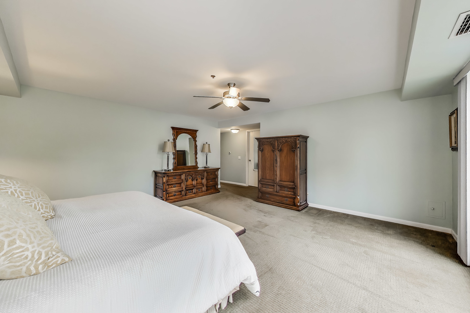 2050 Arbor Lane Unit: 301
