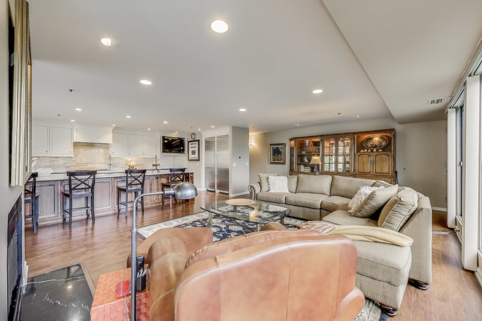 2050 Arbor Lane Unit: 301