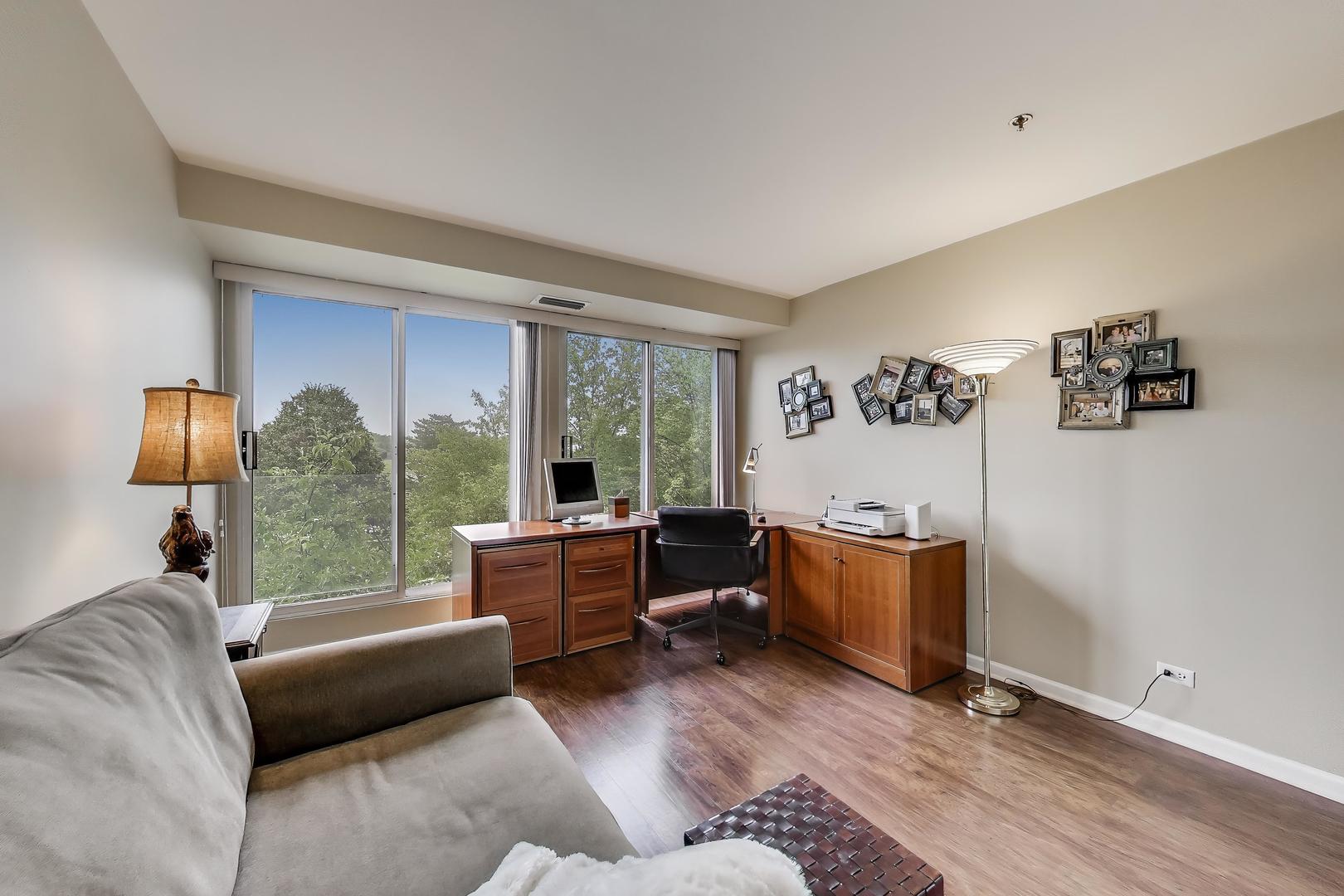 2050 Arbor Lane Unit: 301