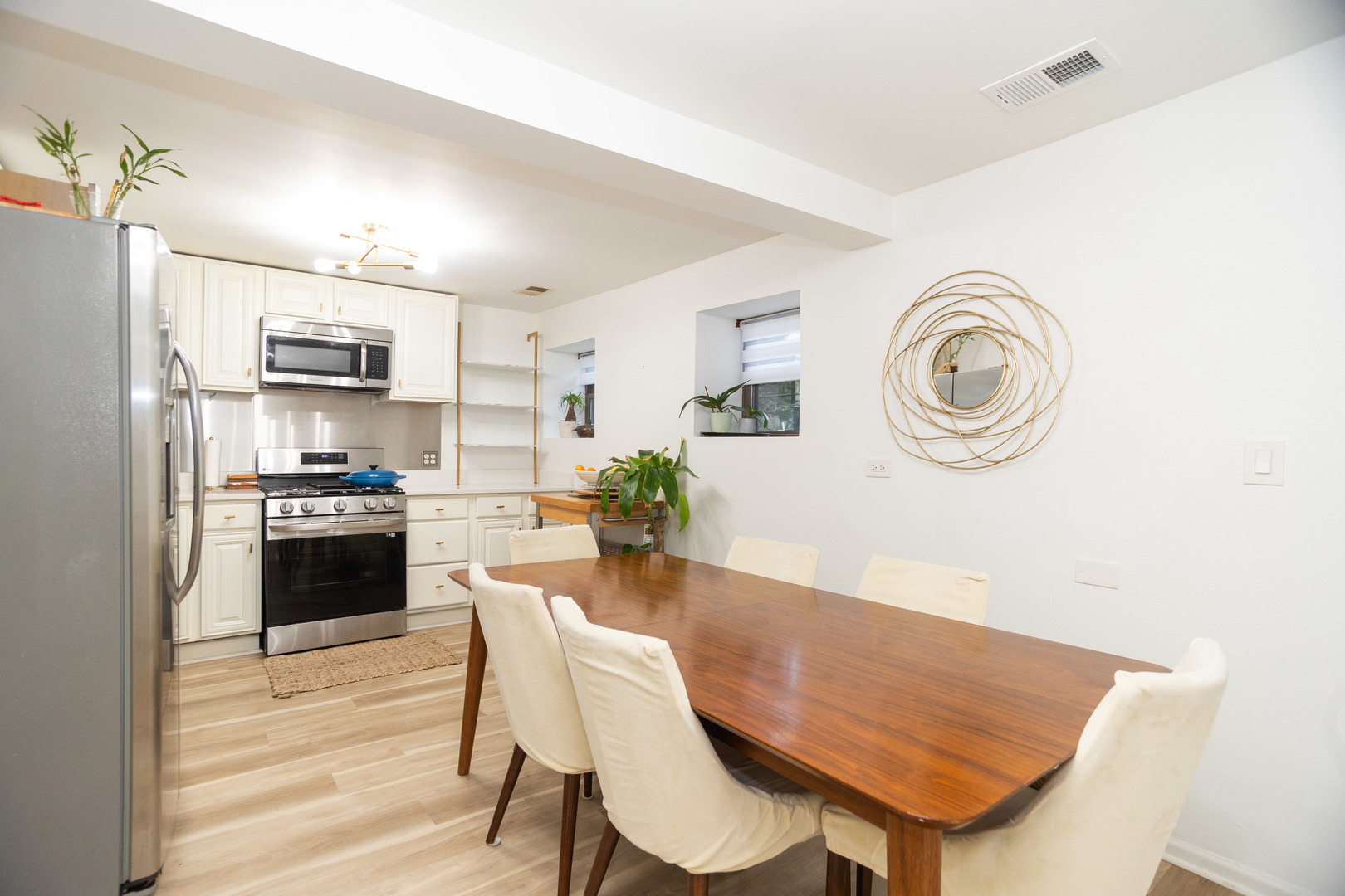 4336 N Kenmore Avenue Unit: G