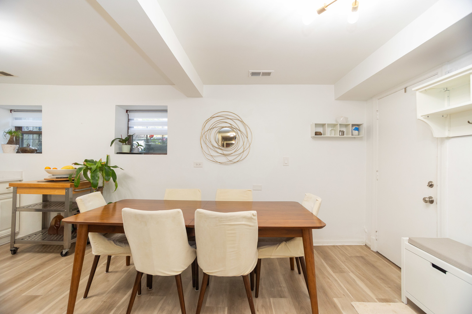 4336 N Kenmore Avenue Unit: G