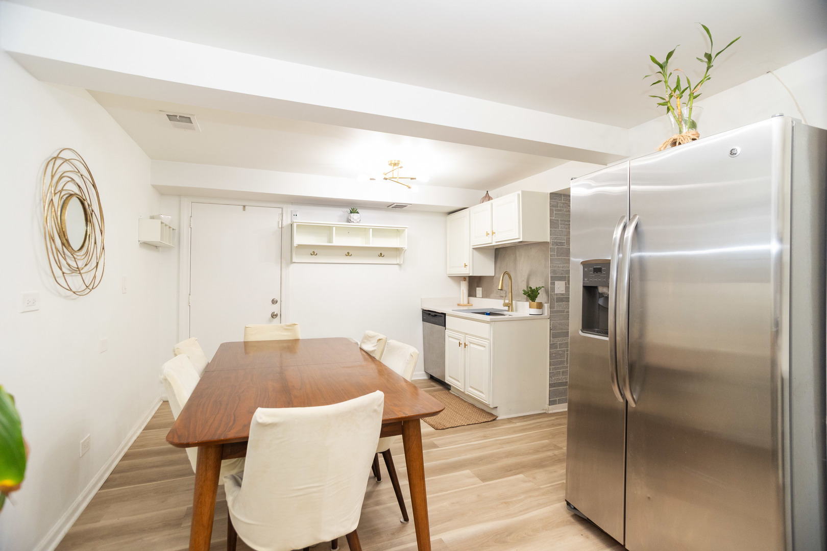 4336 N Kenmore Avenue Unit: G