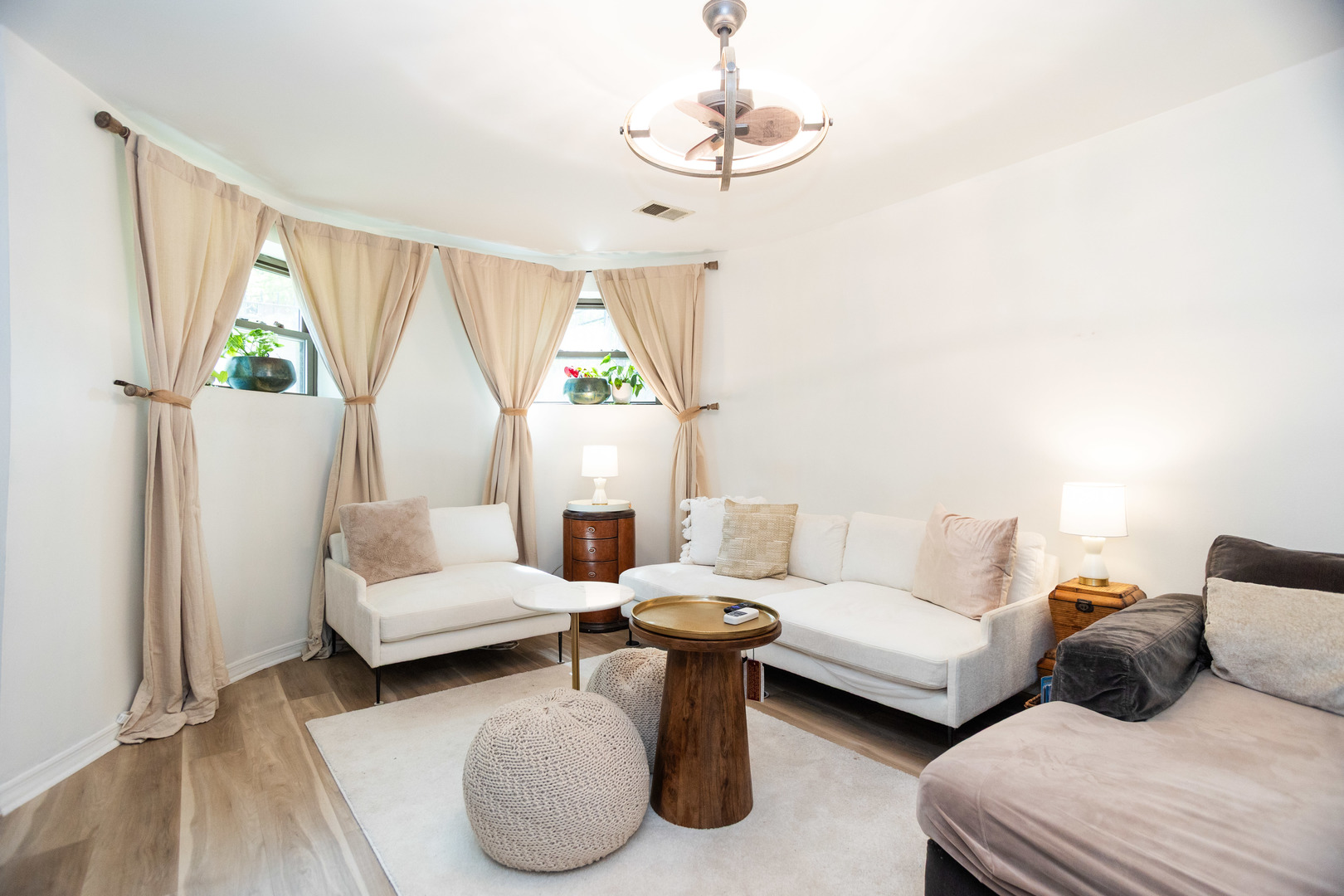 4336 N Kenmore Avenue Unit: G