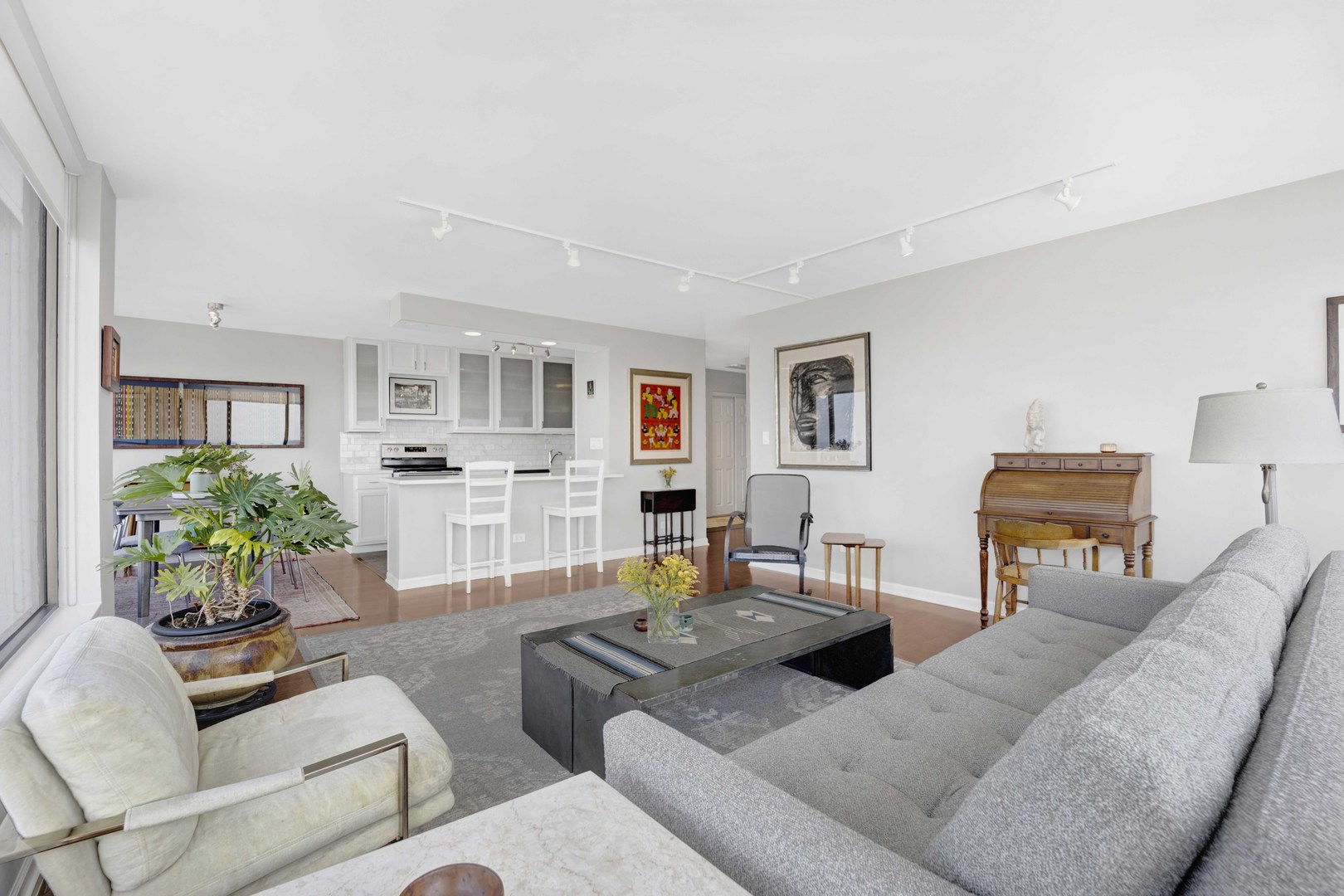 5455 N Sheridan Road Unit: 2915