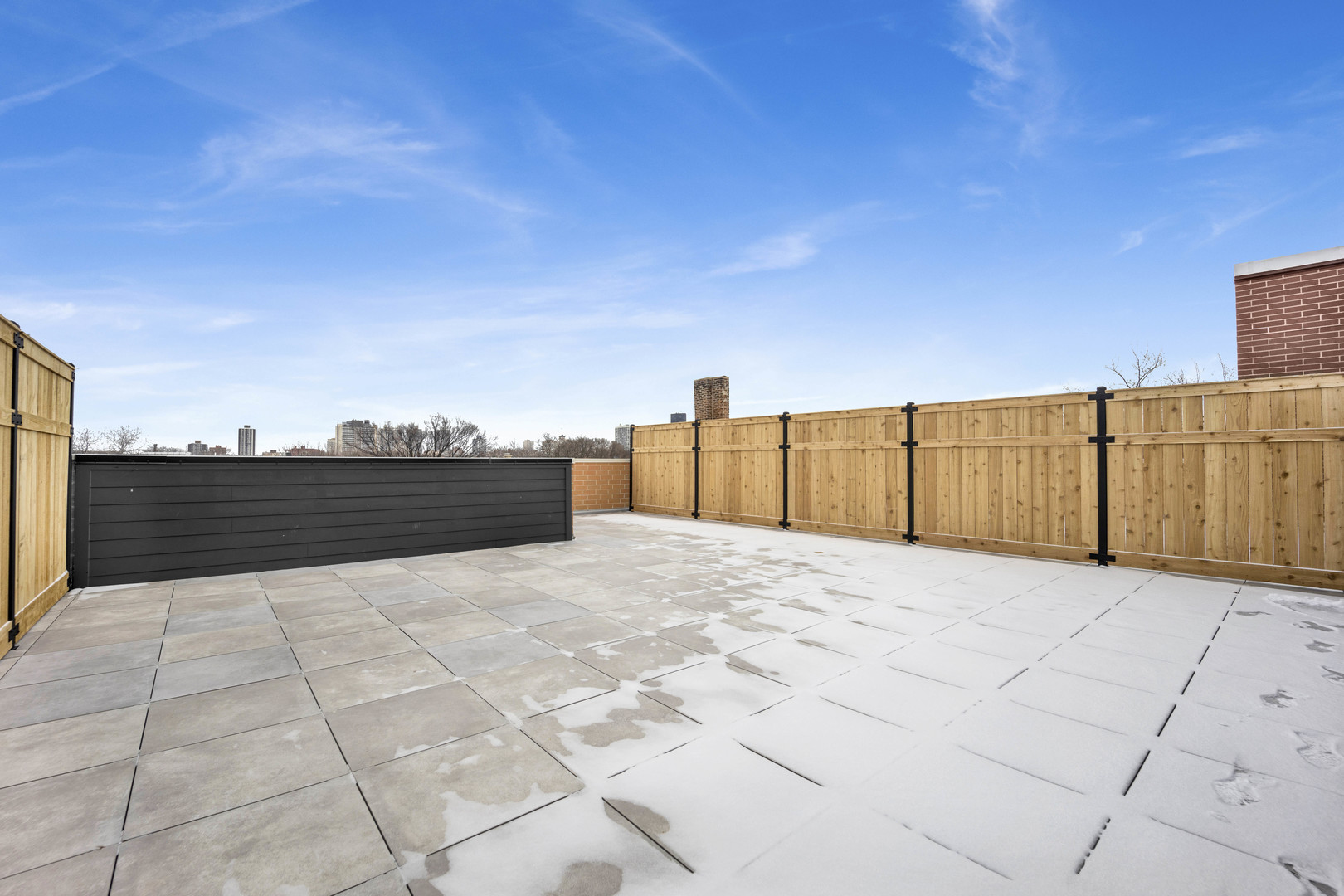 1548 W Ardmore Avenue Unit: 4C