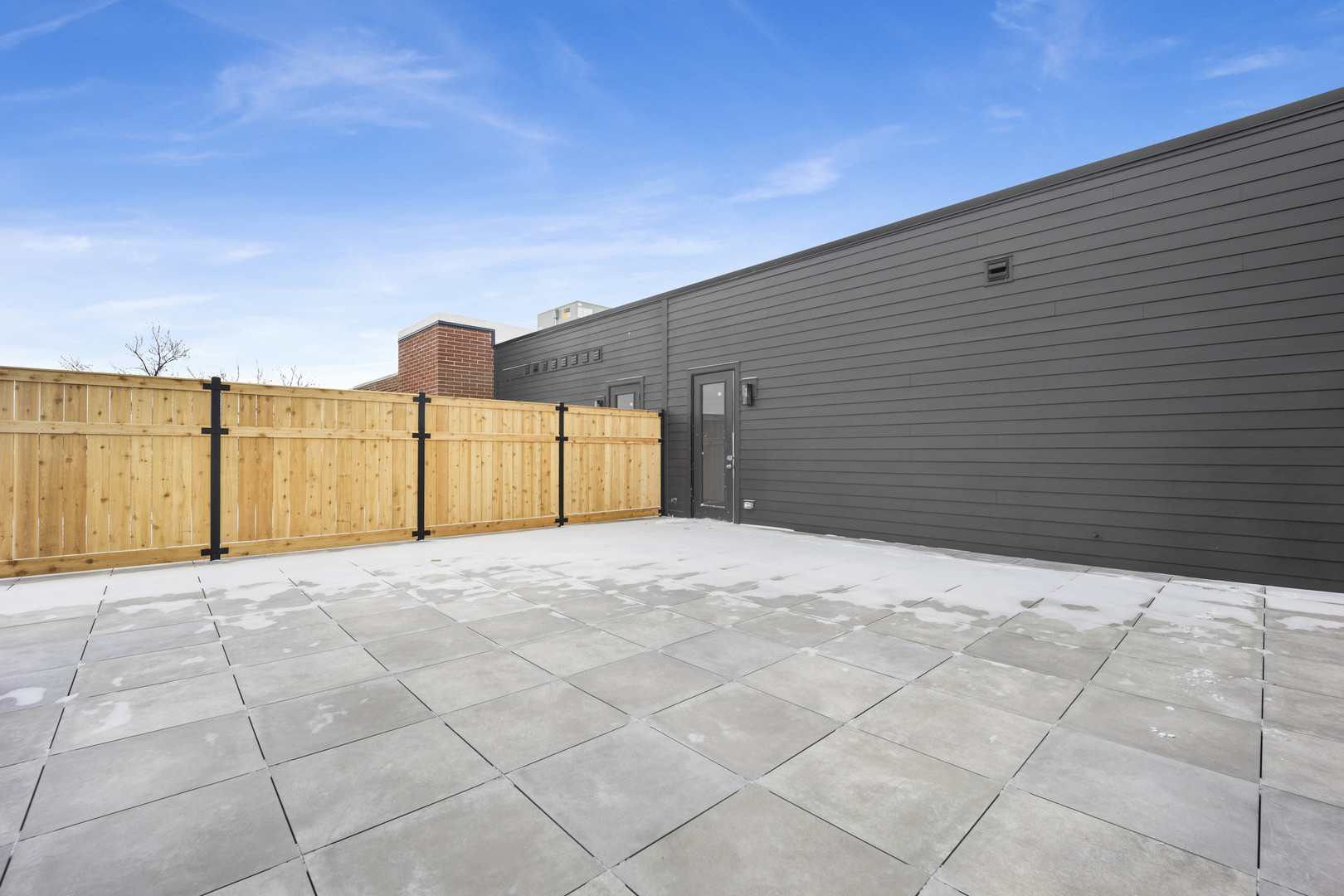1548 W Ardmore Avenue Unit: 4C