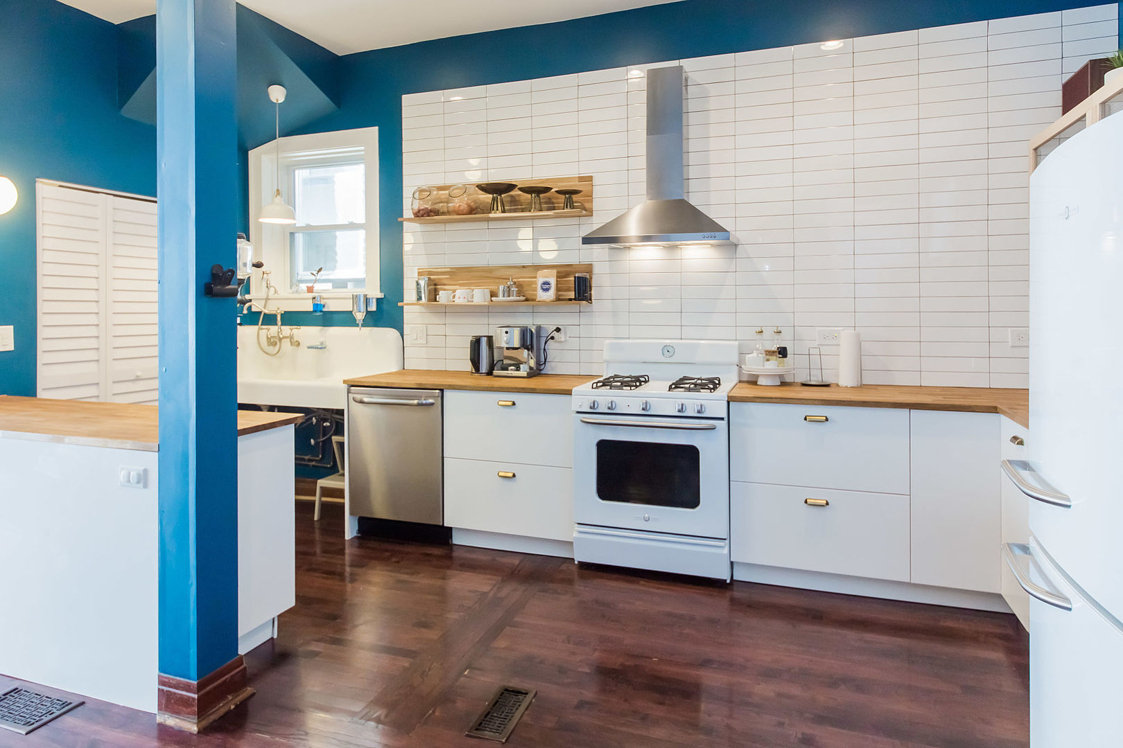 2340 W 19th Street