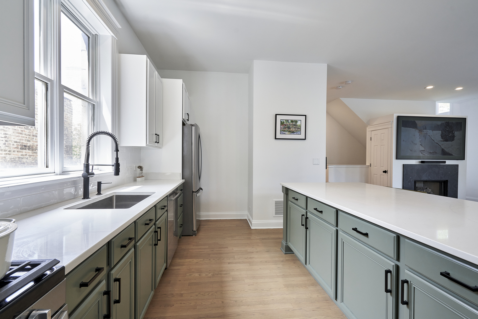 1501 W Diversey Parkway Unit: B
