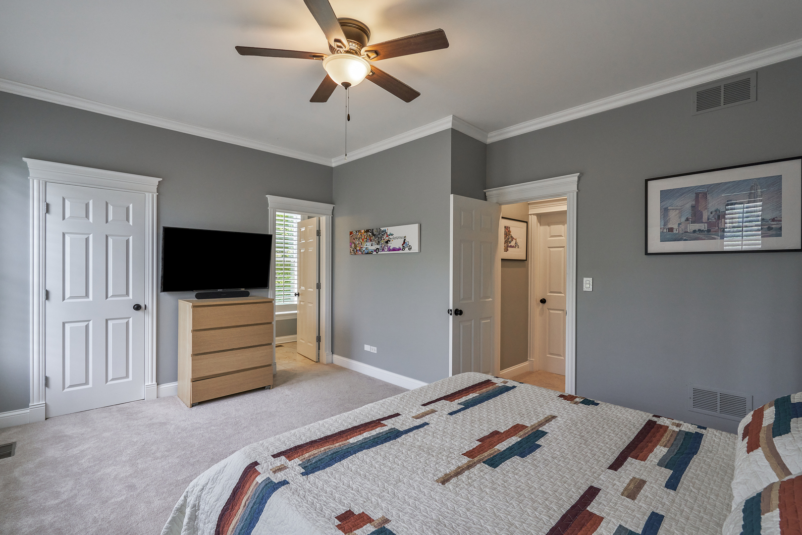 1501 W Diversey Parkway Unit: B