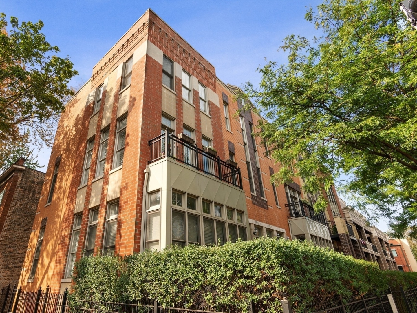 1501 W Diversey Parkway Unit: B