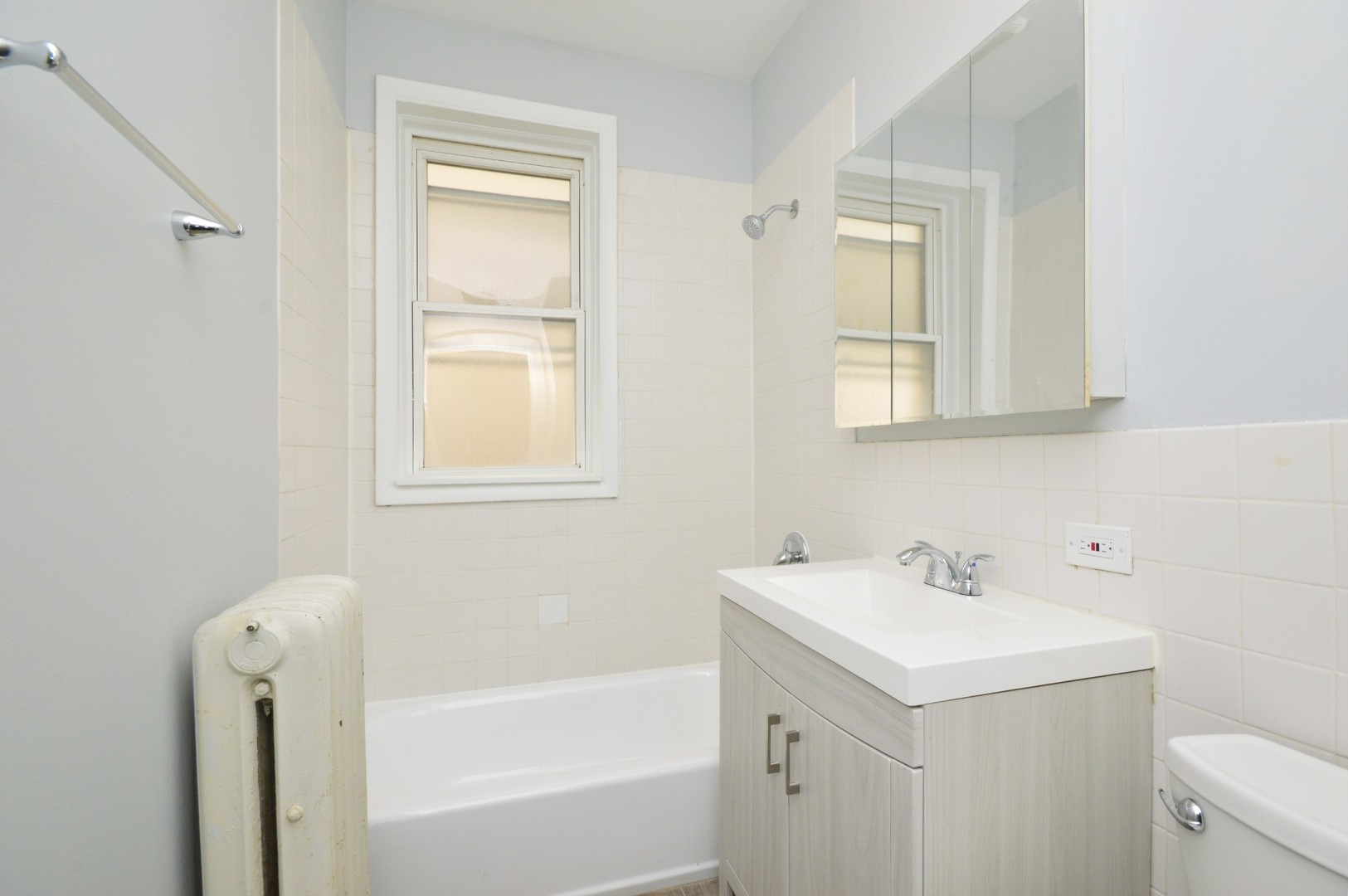 9110 Keating Avenue Unit: 2