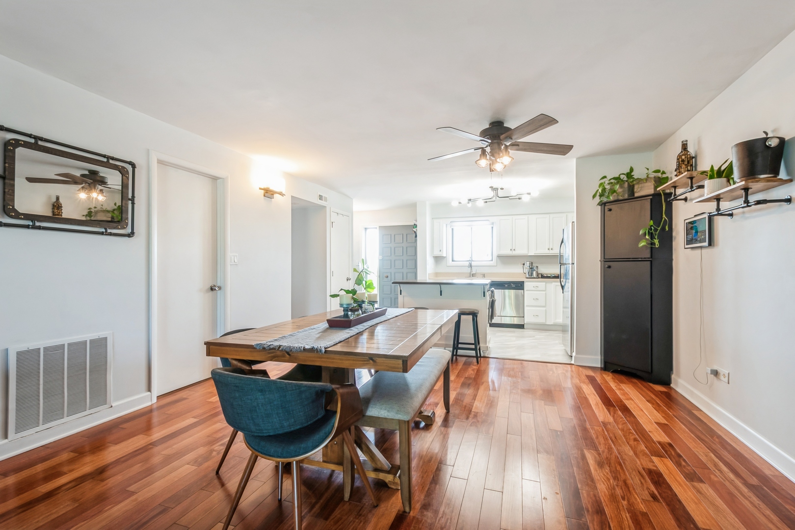 6221 N Niagara Avenue Unit: 507