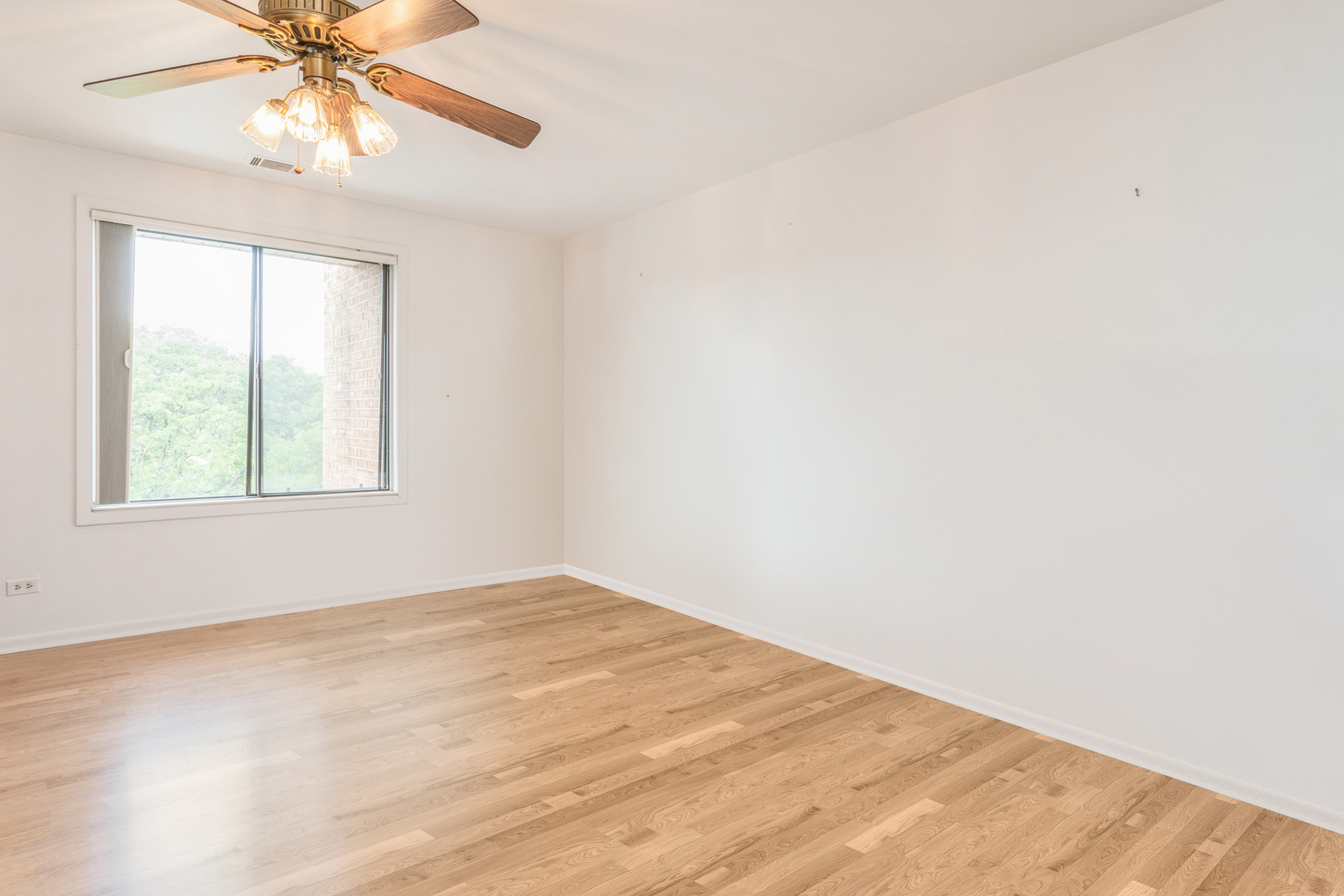 709 79th Street Unit: 401