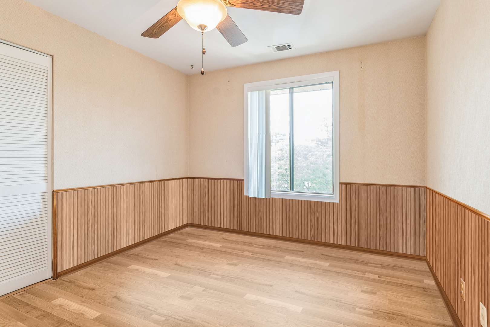 709 79th Street Unit: 401