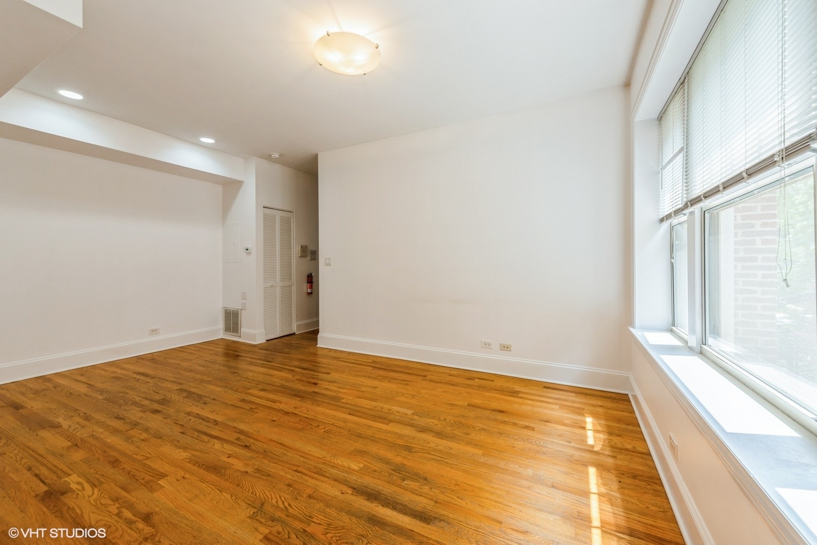 5412 N Kenmore Avenue Unit: 1W