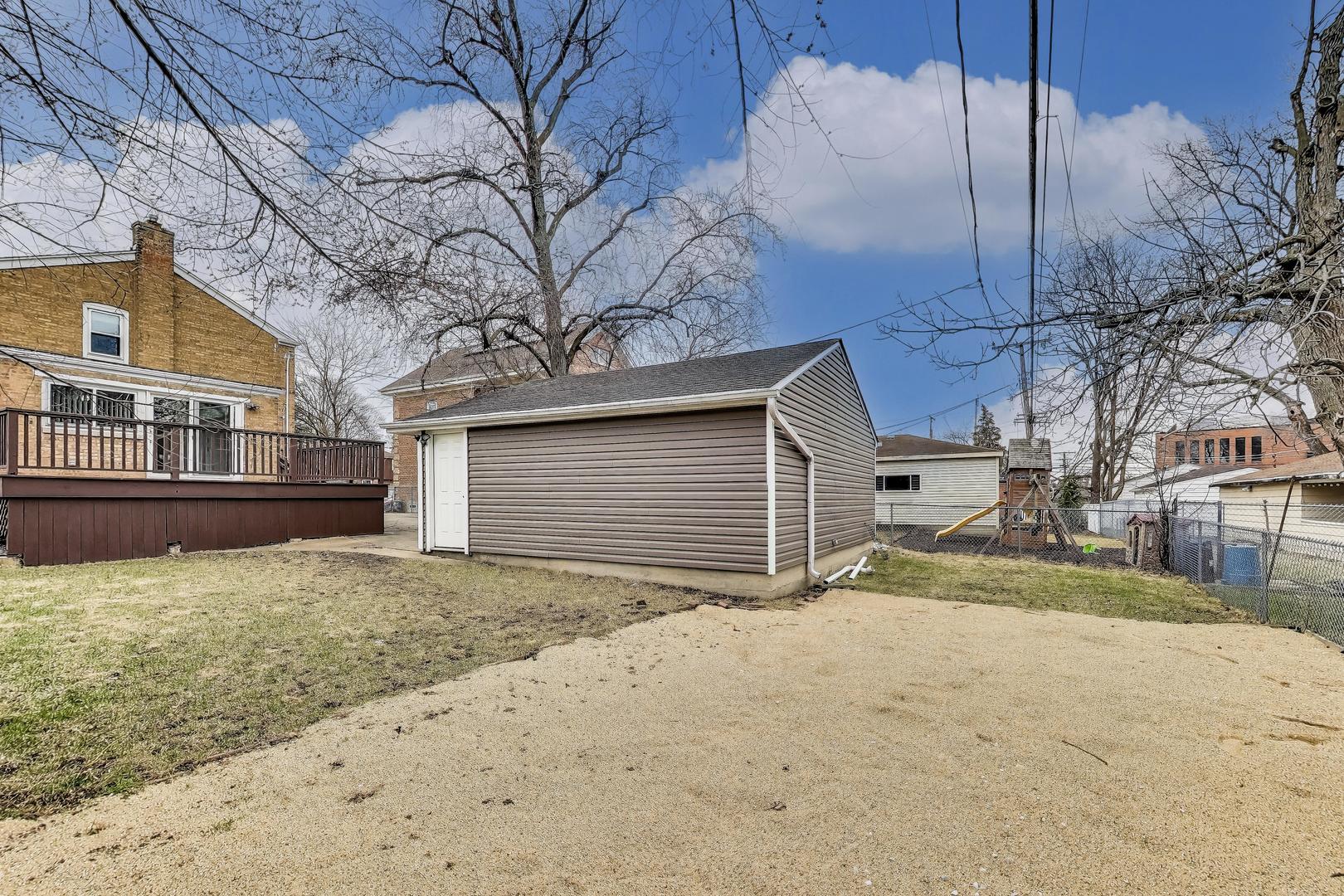 2004 Linden Avenue