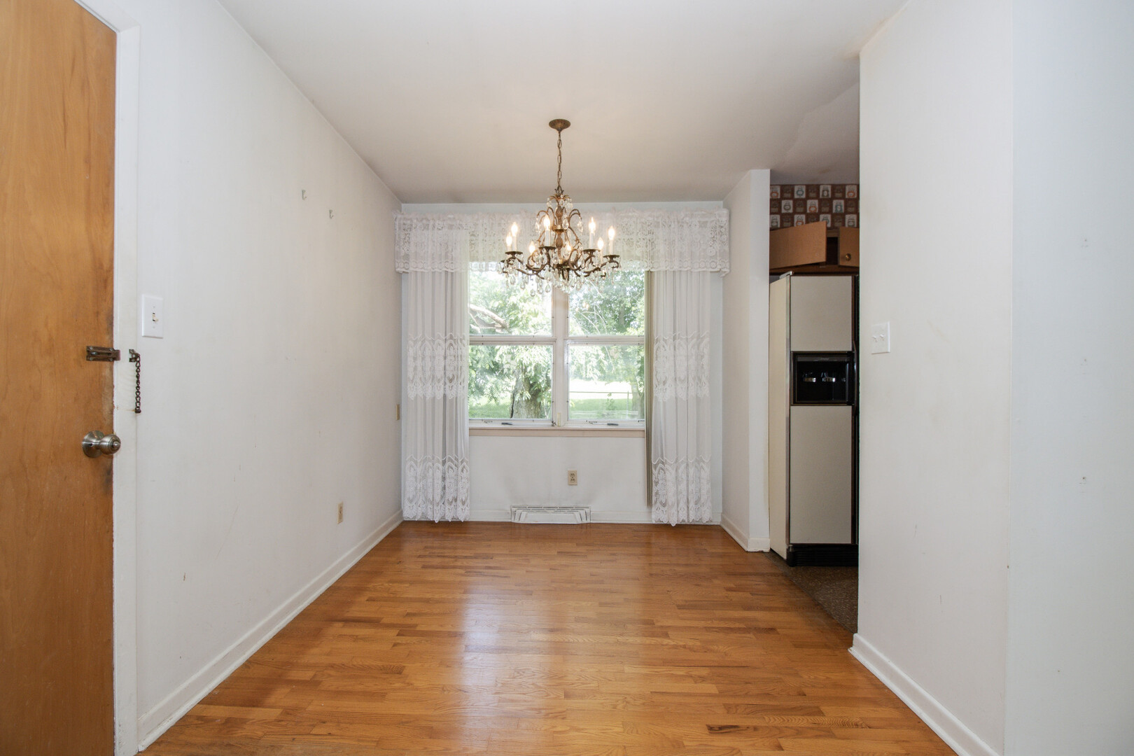 5414 May Avenue