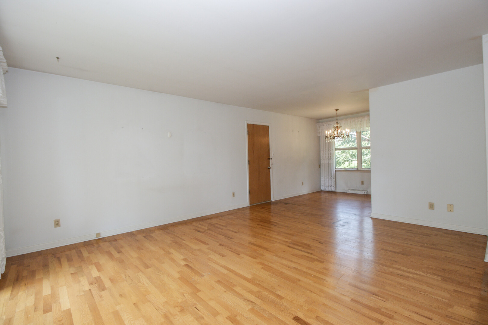 5414 May Avenue