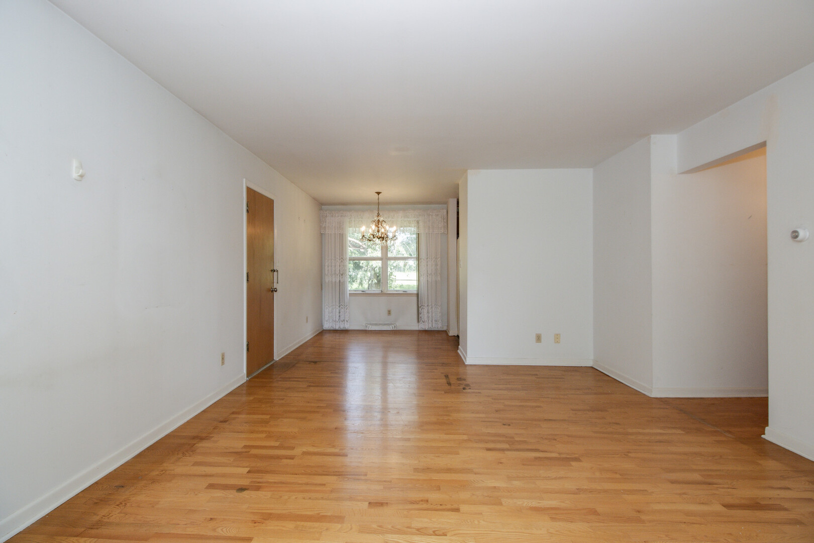 5414 May Avenue