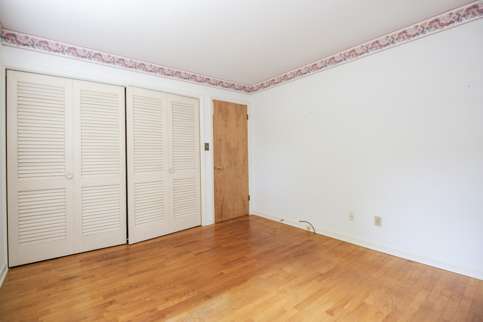 5414 May Avenue
