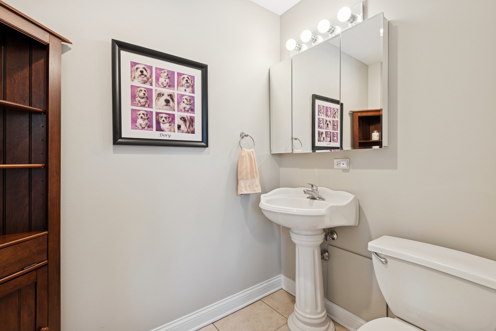 1215 W Gunnison Street Unit: 310