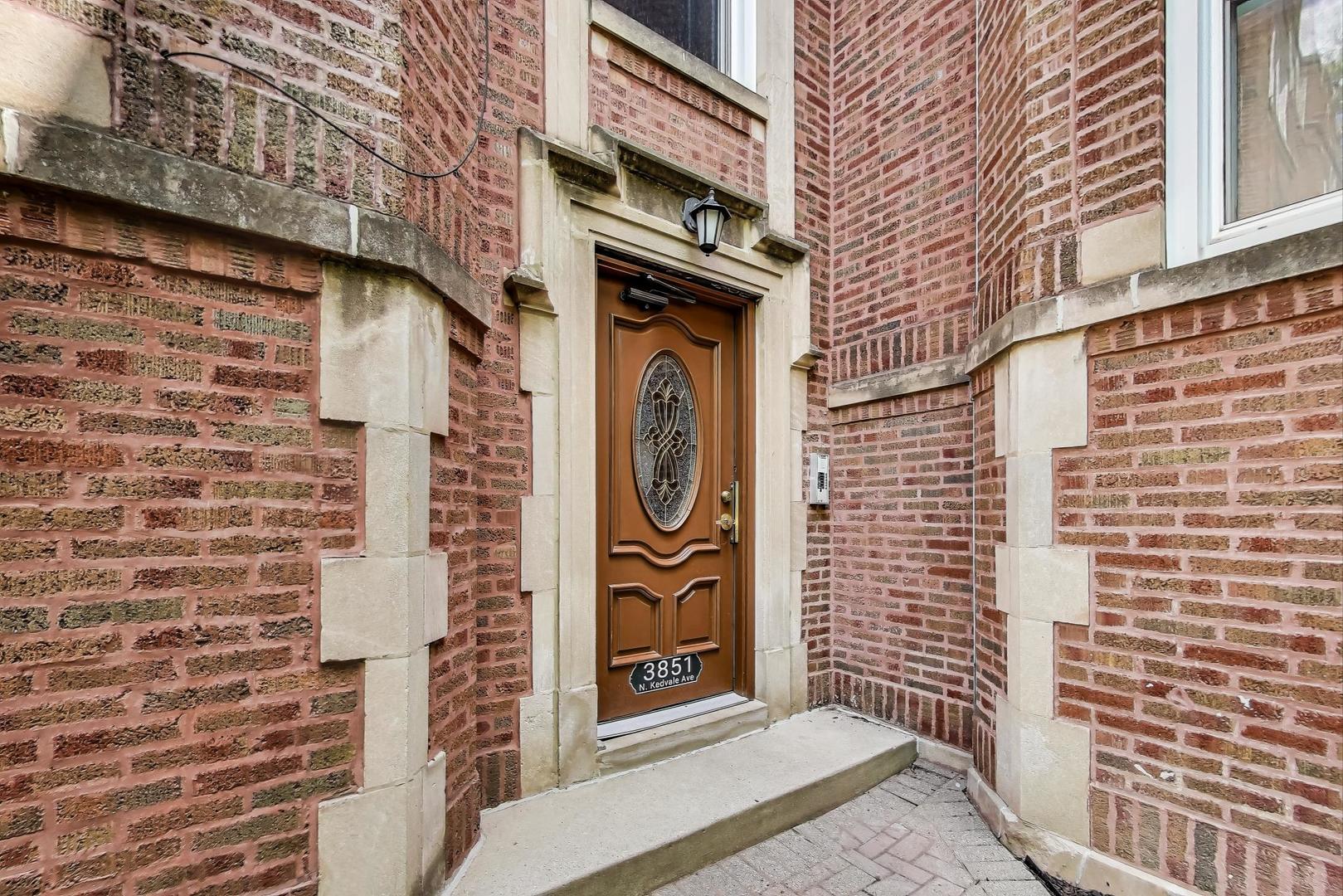 3851 N Kedvale Avenue Unit: E3