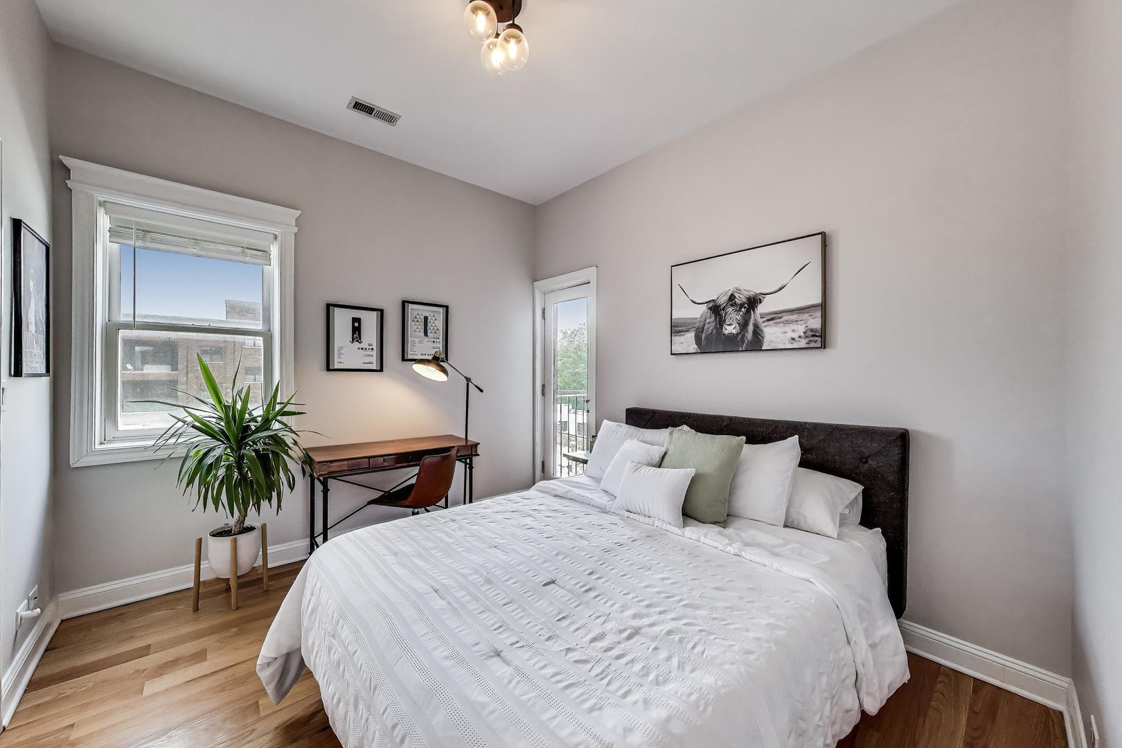 3708 N Ashland Avenue Unit: 3
