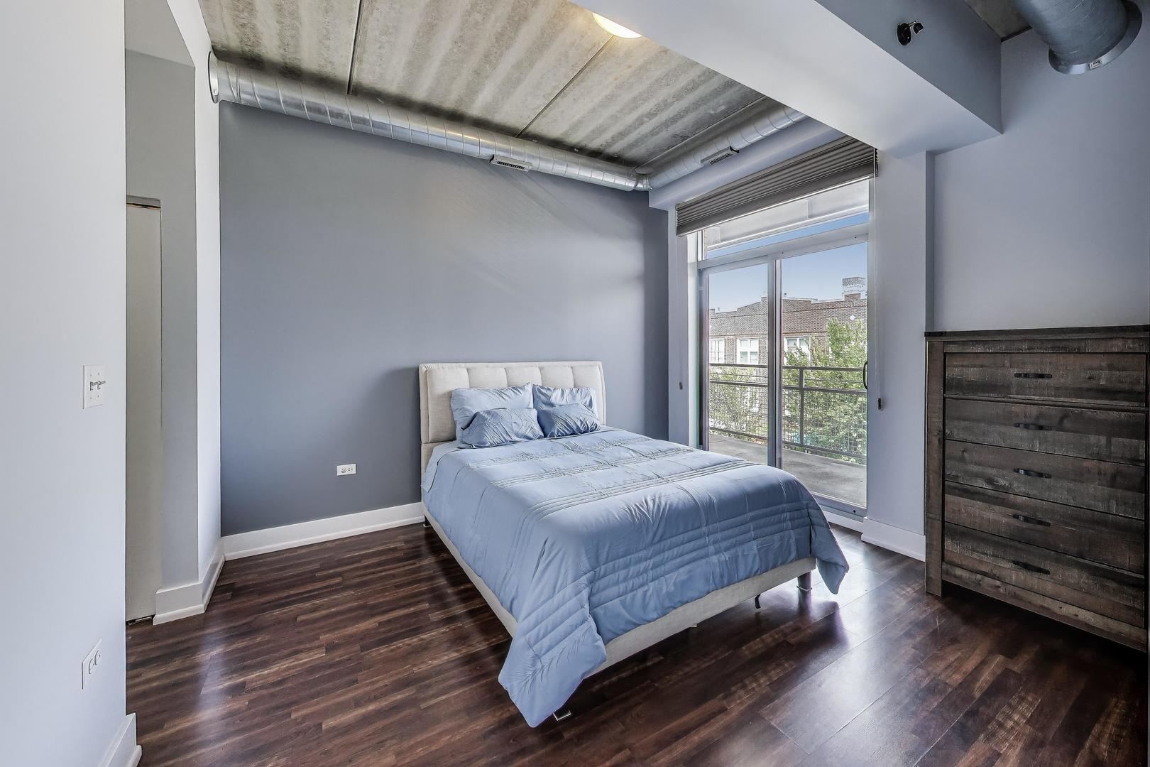 3201 W Leland Avenue Unit: 312