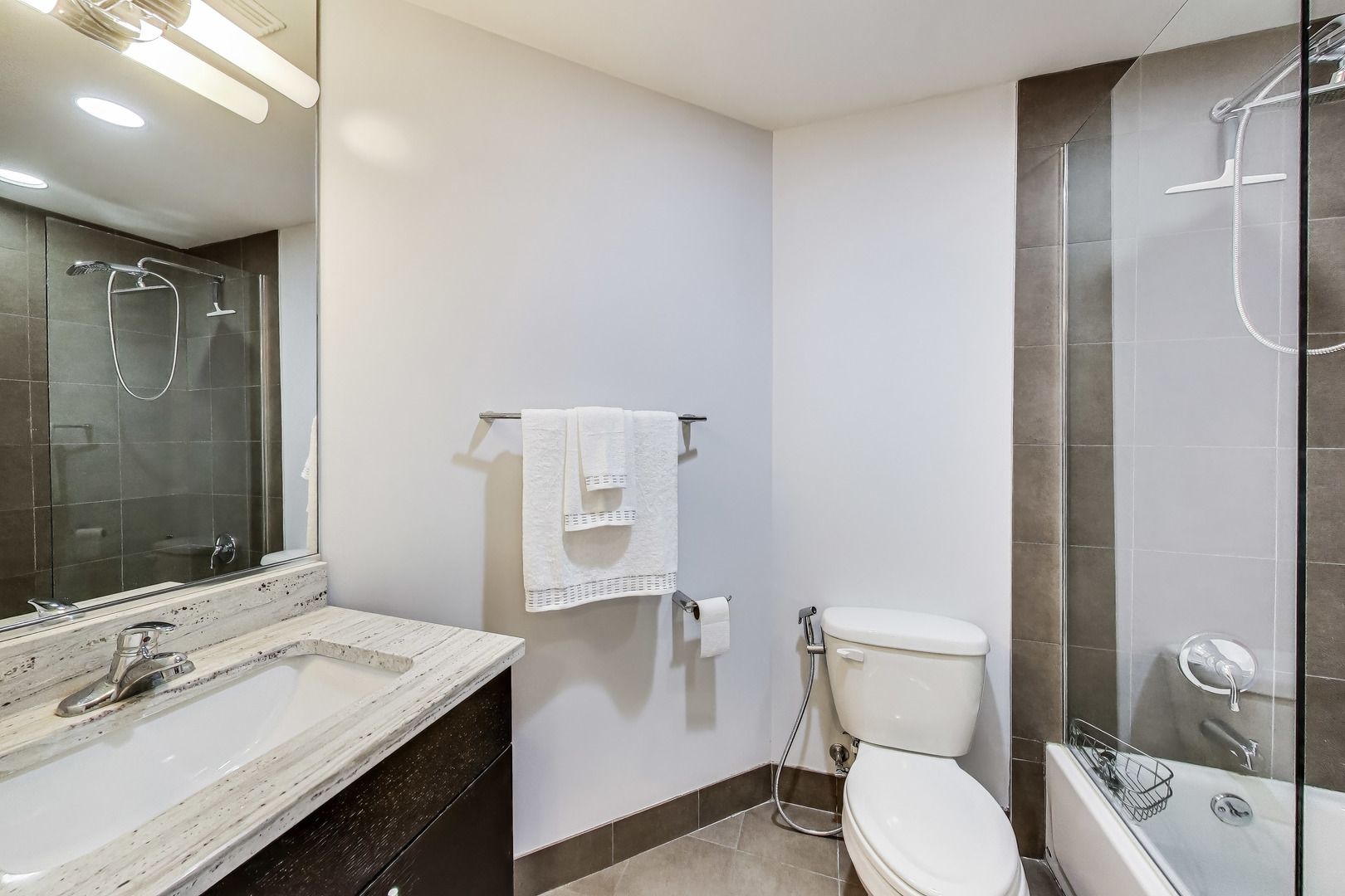 3201 W Leland Avenue Unit: 312