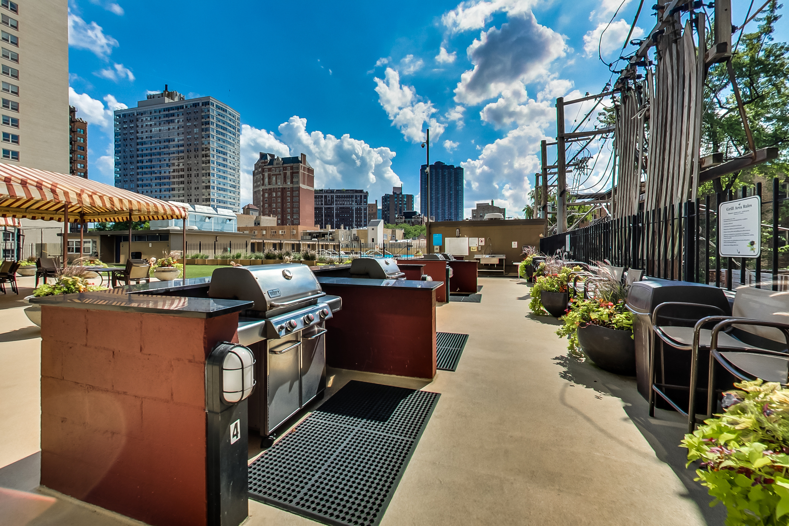 655 W IRVING PARK Road Unit: 5506