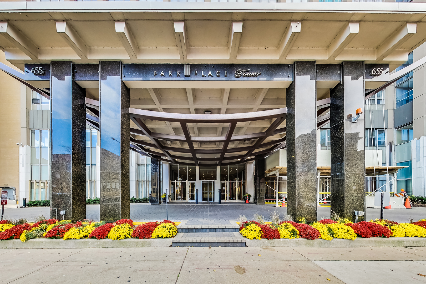 655 W IRVING PARK Road Unit: 5506