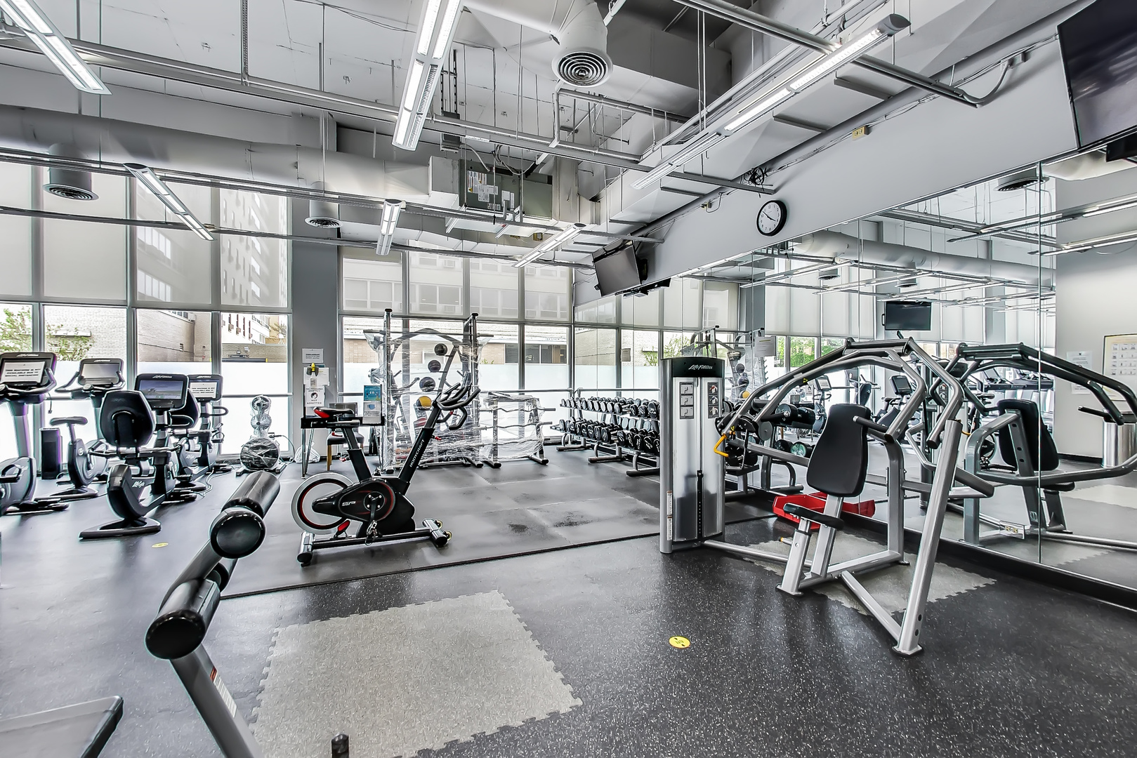 655 W IRVING PARK Road Unit: 5506