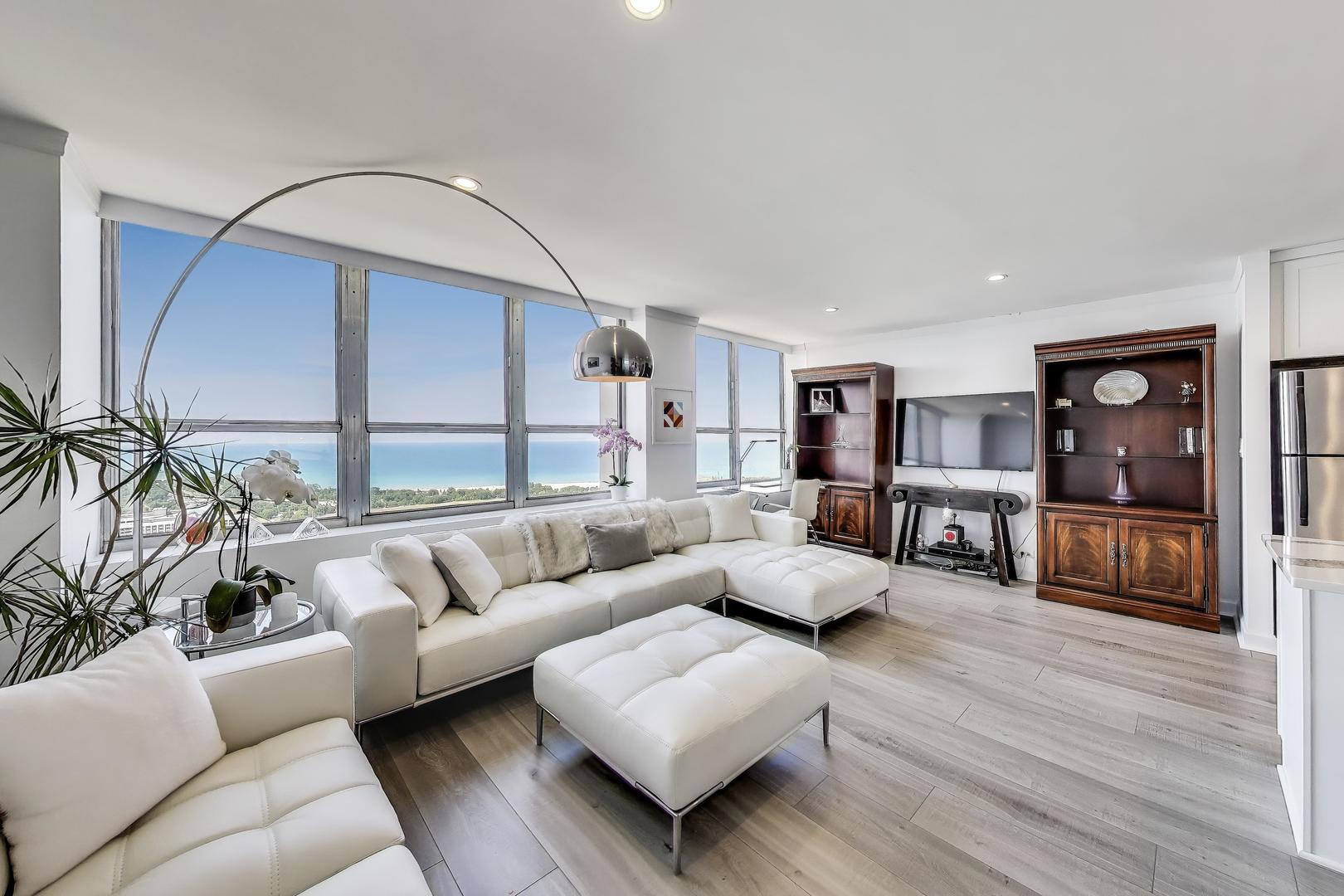 655 W IRVING PARK Road Unit: 5506