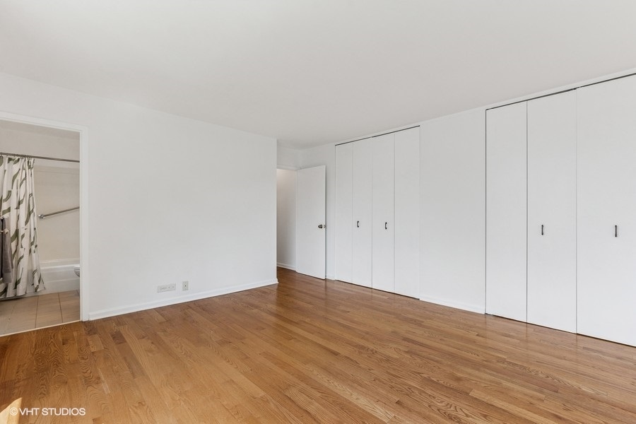 1450 N Astor Street Unit: 14D