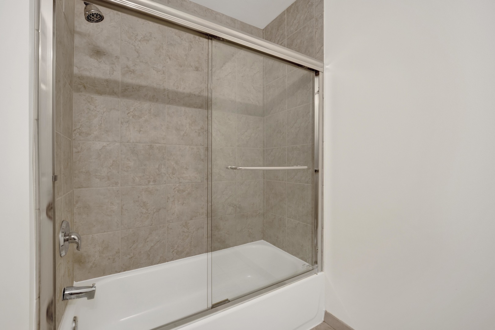 1255 S STATE Street Unit: 1704