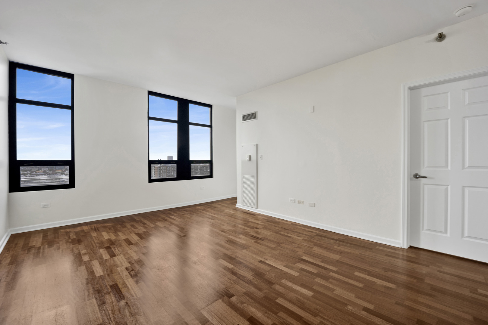 1255 S STATE Street Unit: 1704