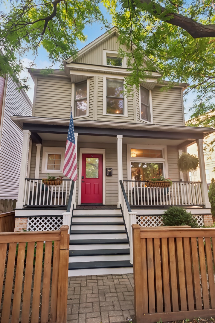2036 W Cuyler Avenue