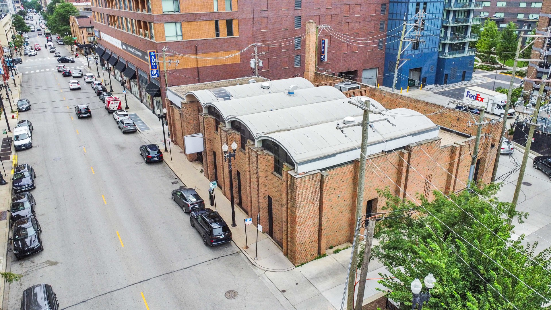 225 W Division Street