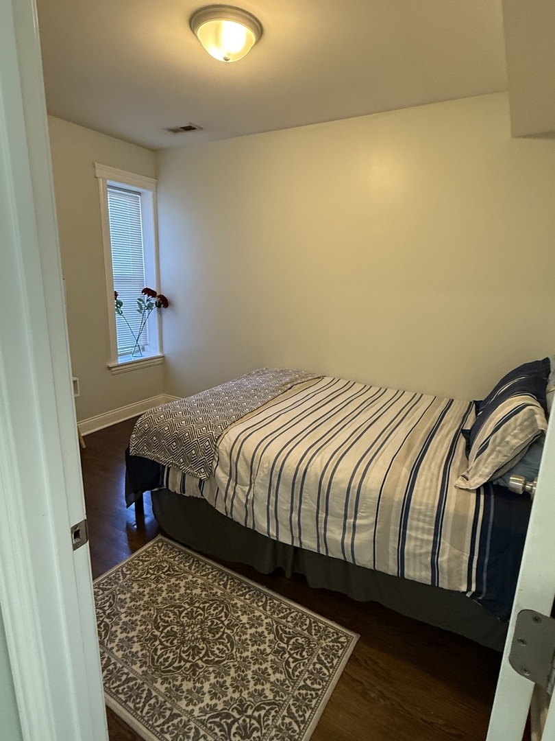 1025 S Austin Boulevard Unit: 1N