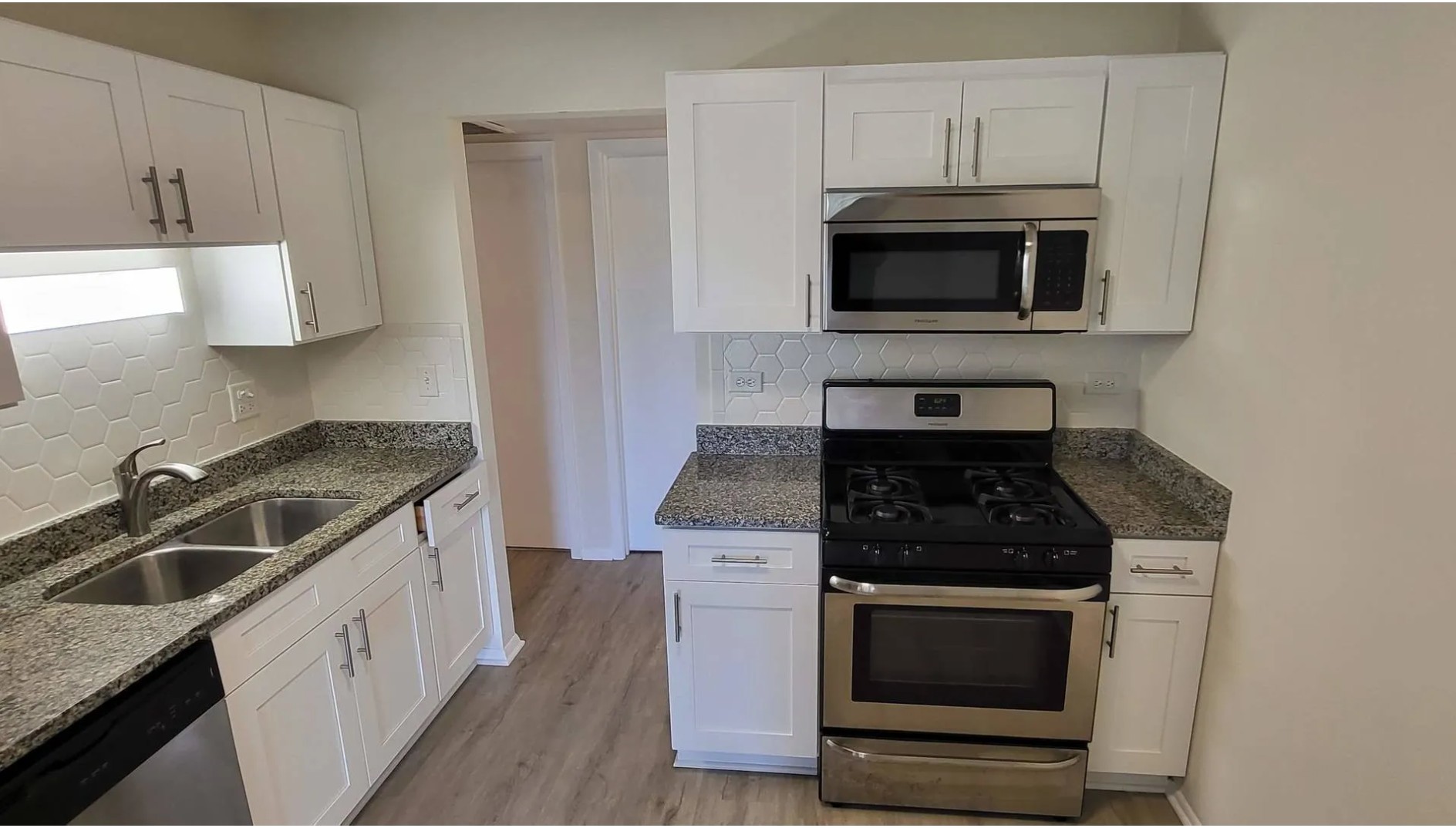 1186 Auburn Lane Unit: 1186
