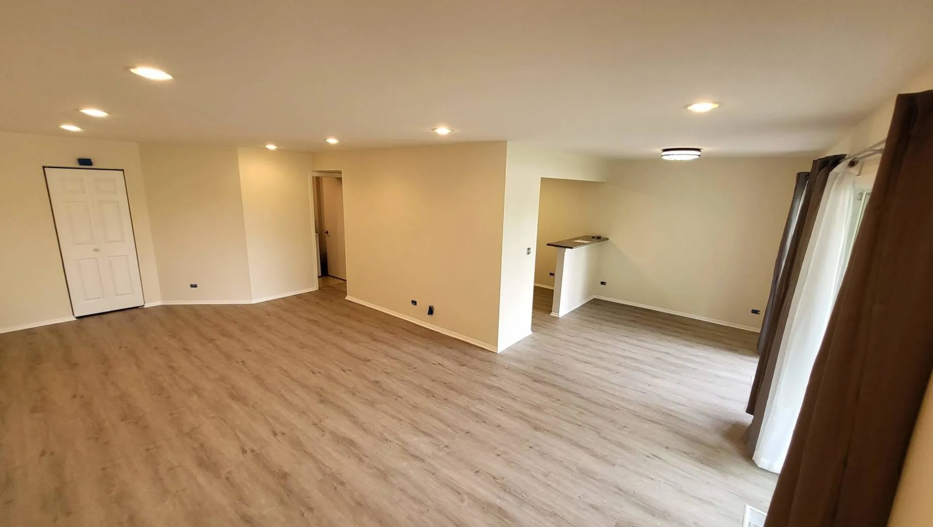 1186 Auburn Lane Unit: 1186