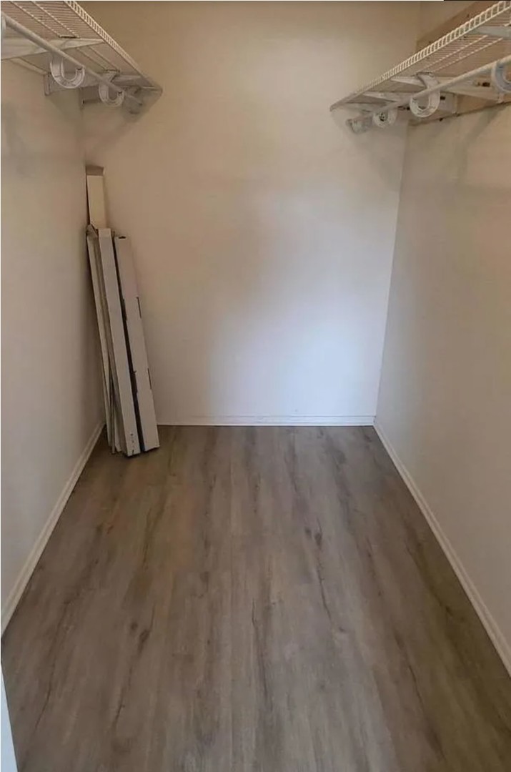 1186 Auburn Lane Unit: 1186