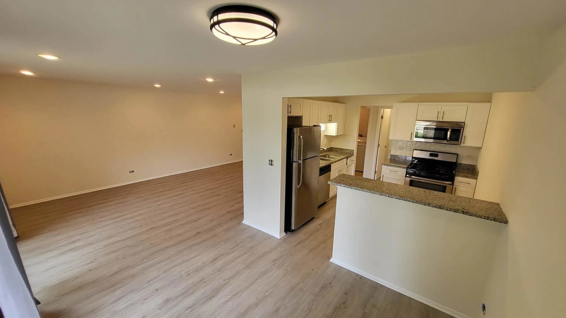 1186 Auburn Lane Unit: 1186