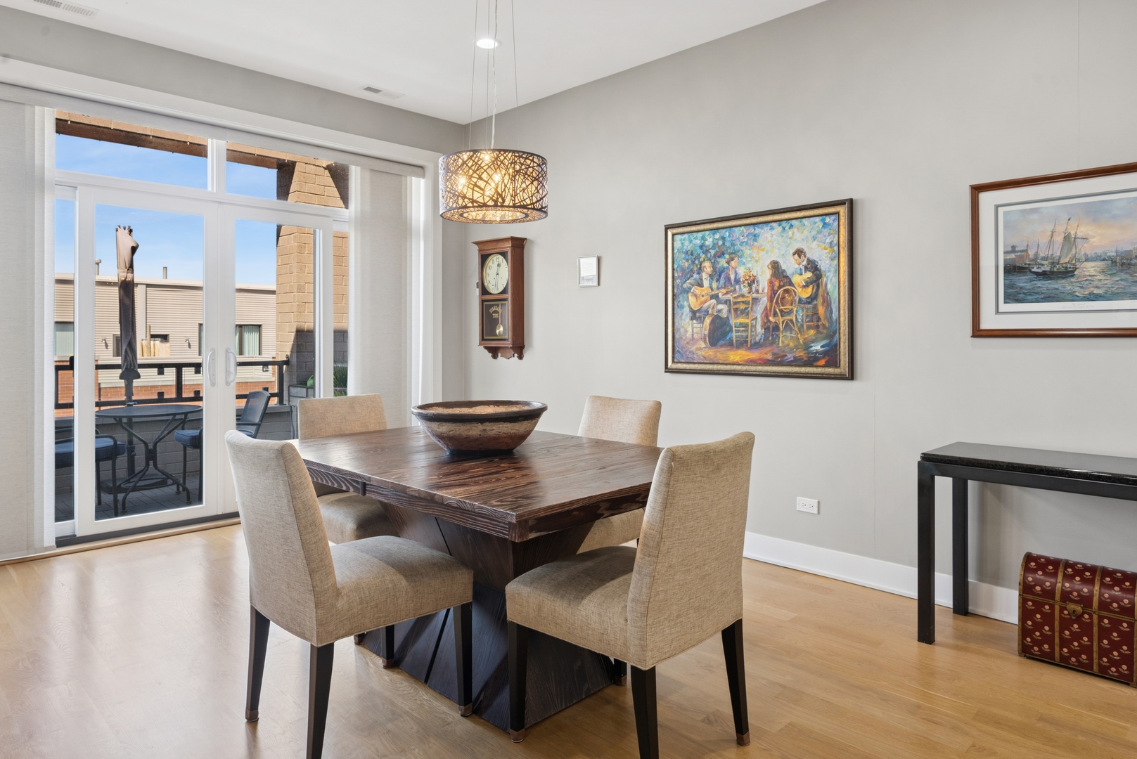 4115 N Lincoln Avenue Unit: 4N