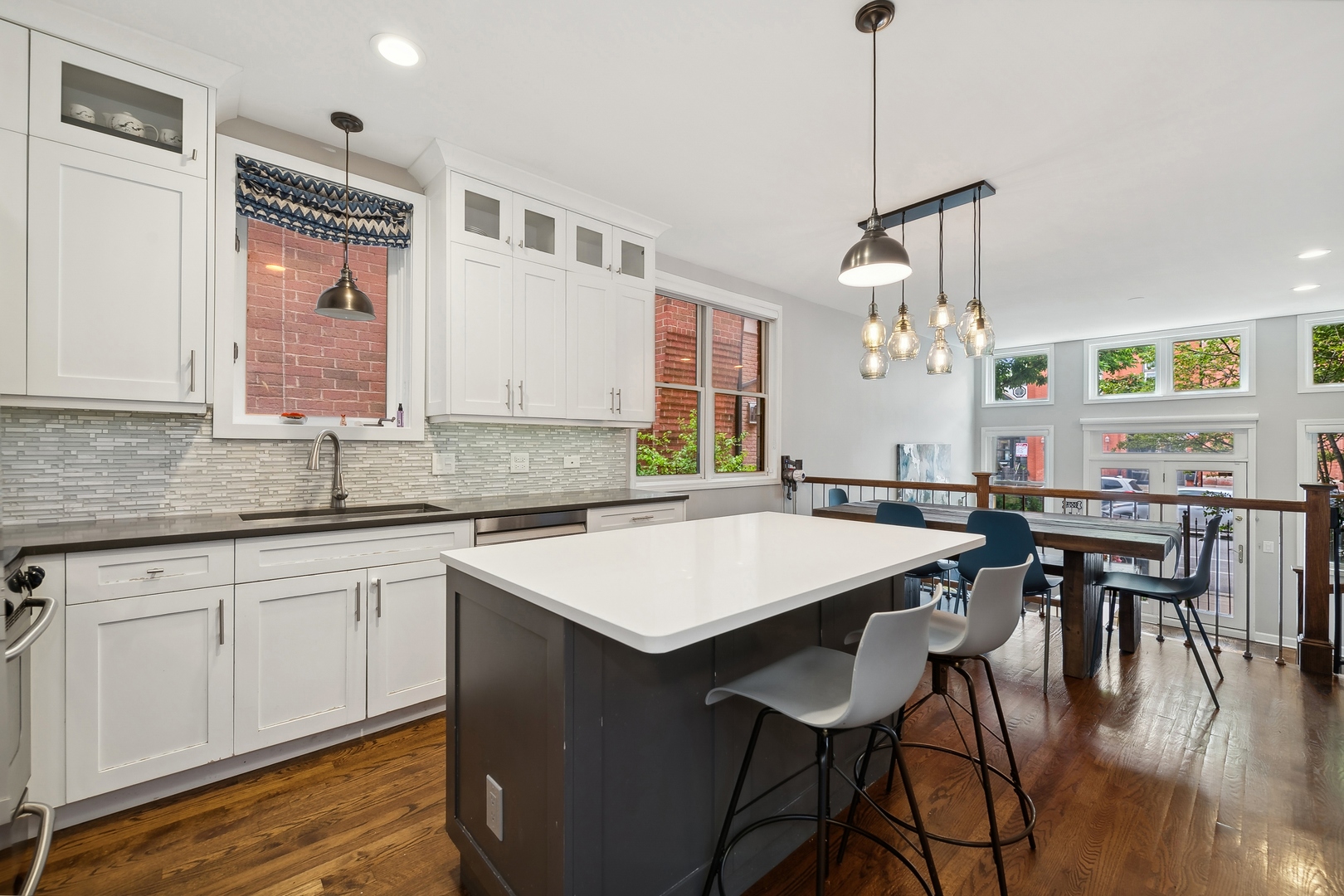 1925 N Damen Avenue Unit: 1