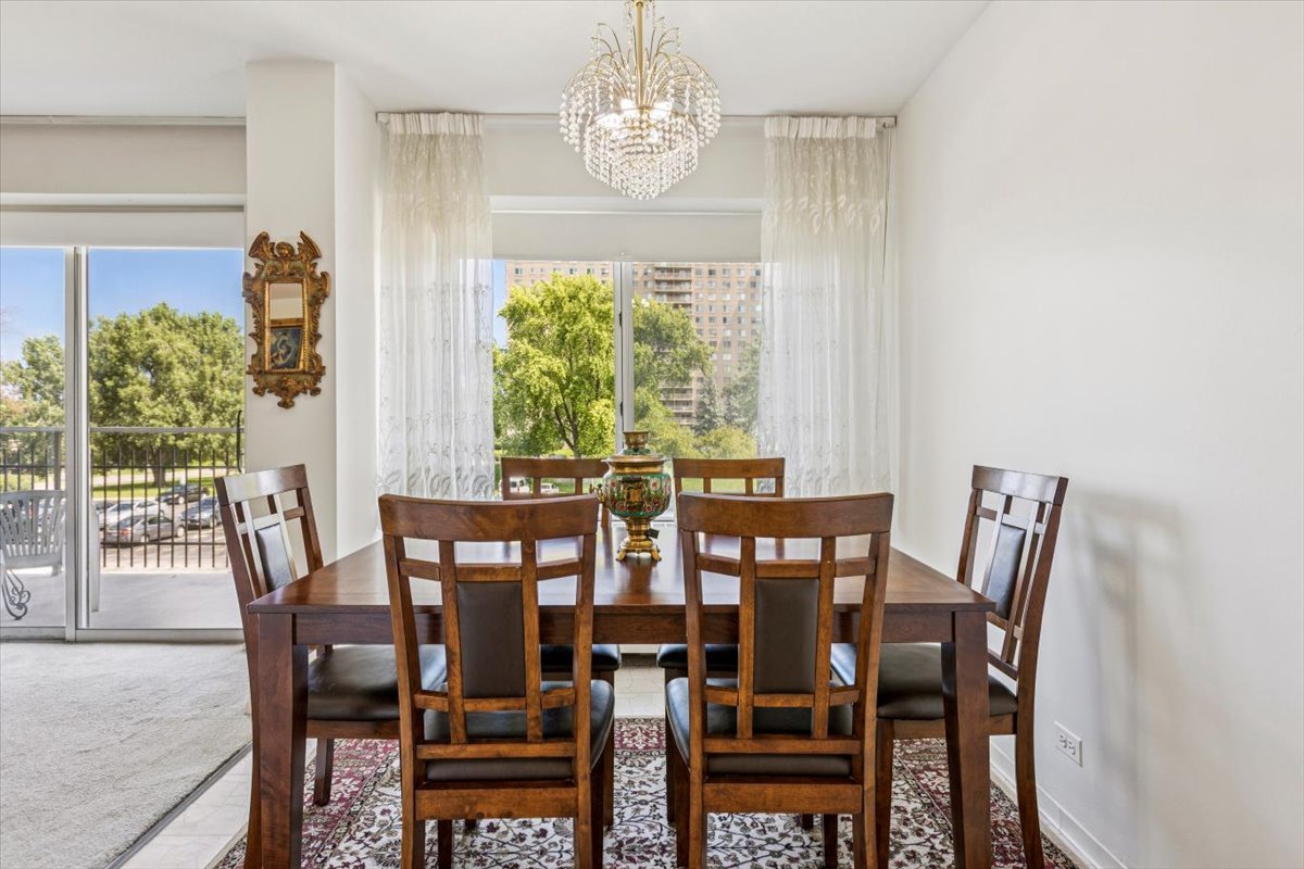 7033 N Kedzie Avenue Unit: 310