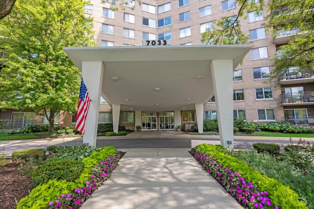 7033 N Kedzie Avenue Unit: 310