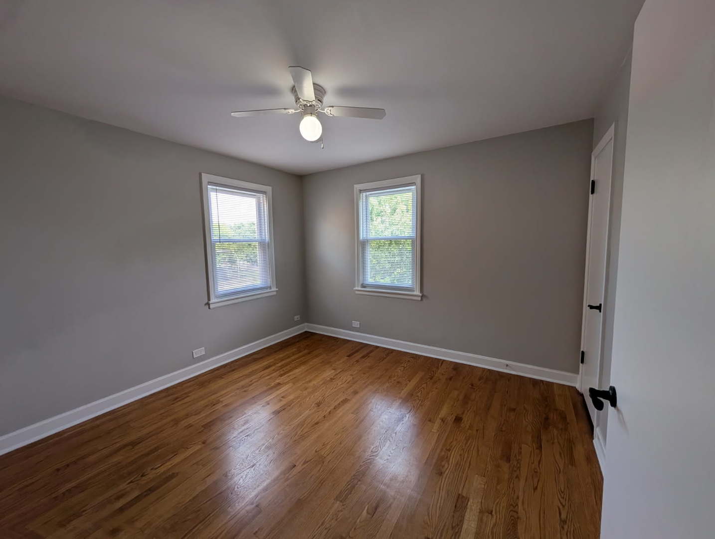2909 W Farragut Avenue Unit: 2N