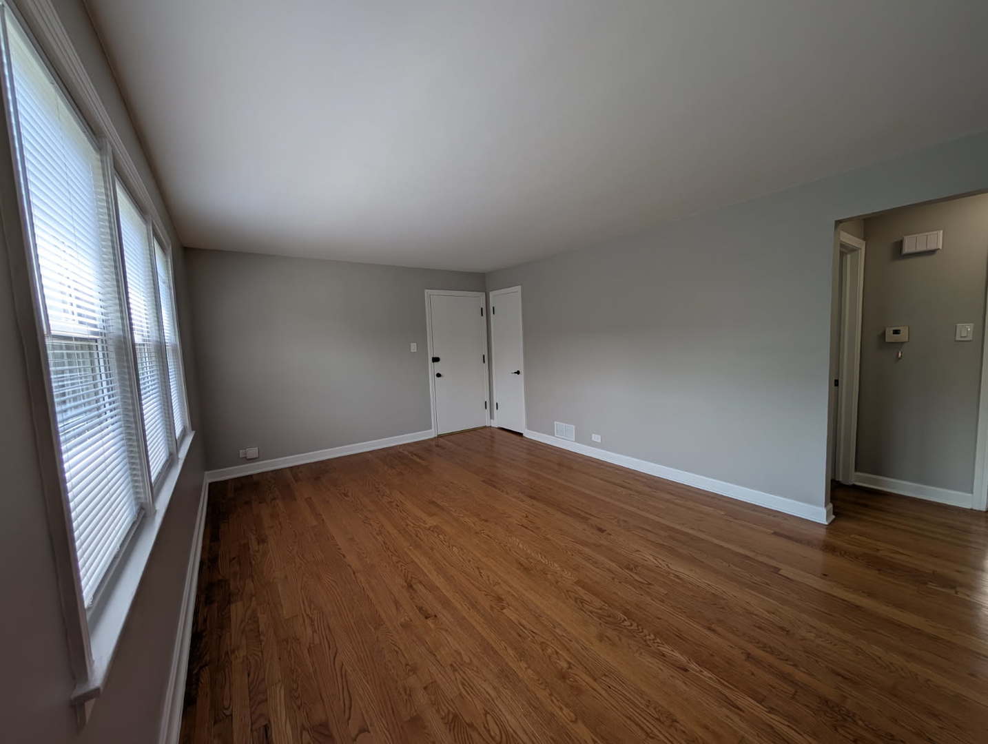 2909 W Farragut Avenue Unit: 2N