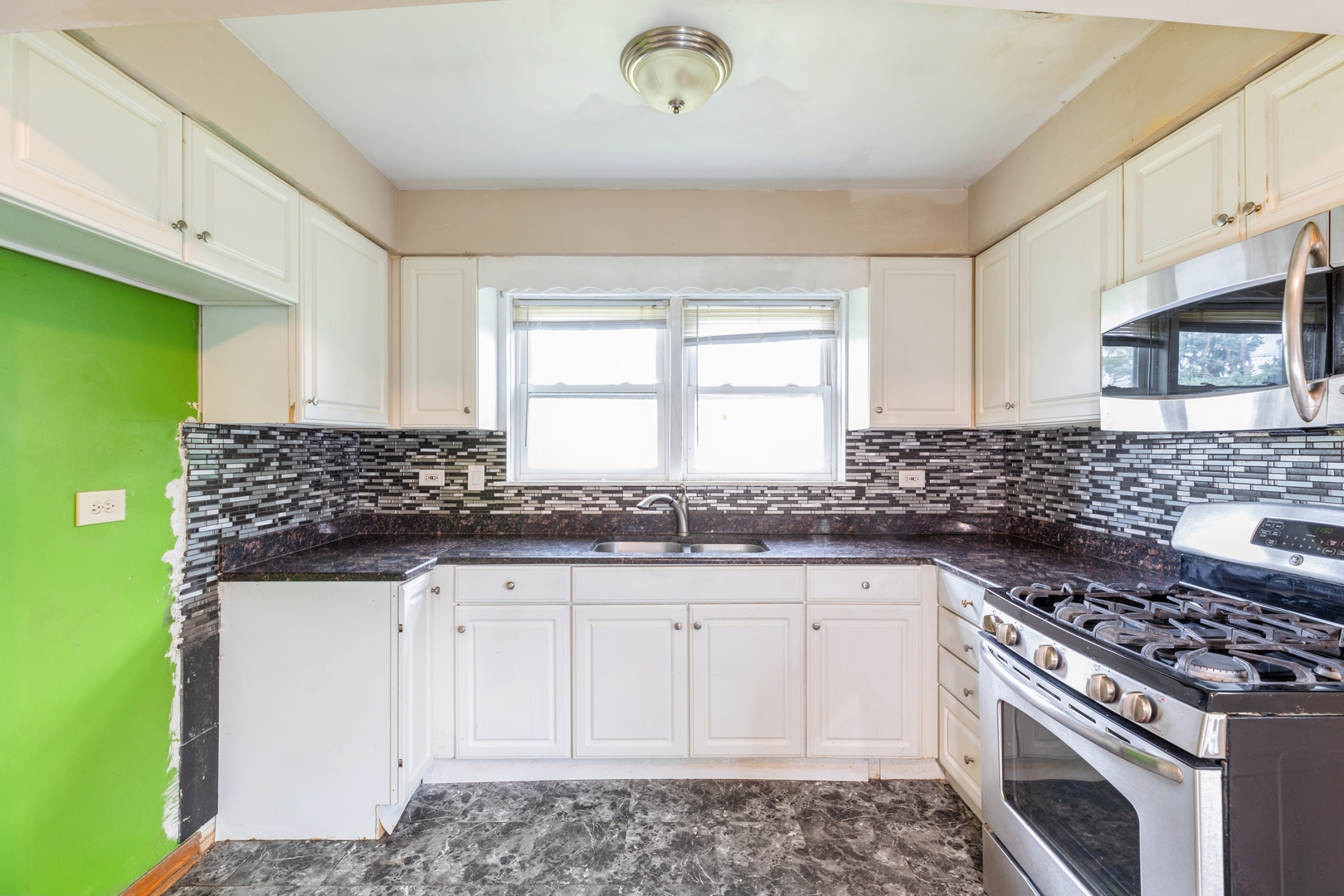 4224 W 109th Street